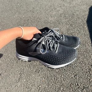 ❌SOLD❌ GREAT CONDITION Brooks Running Shoes